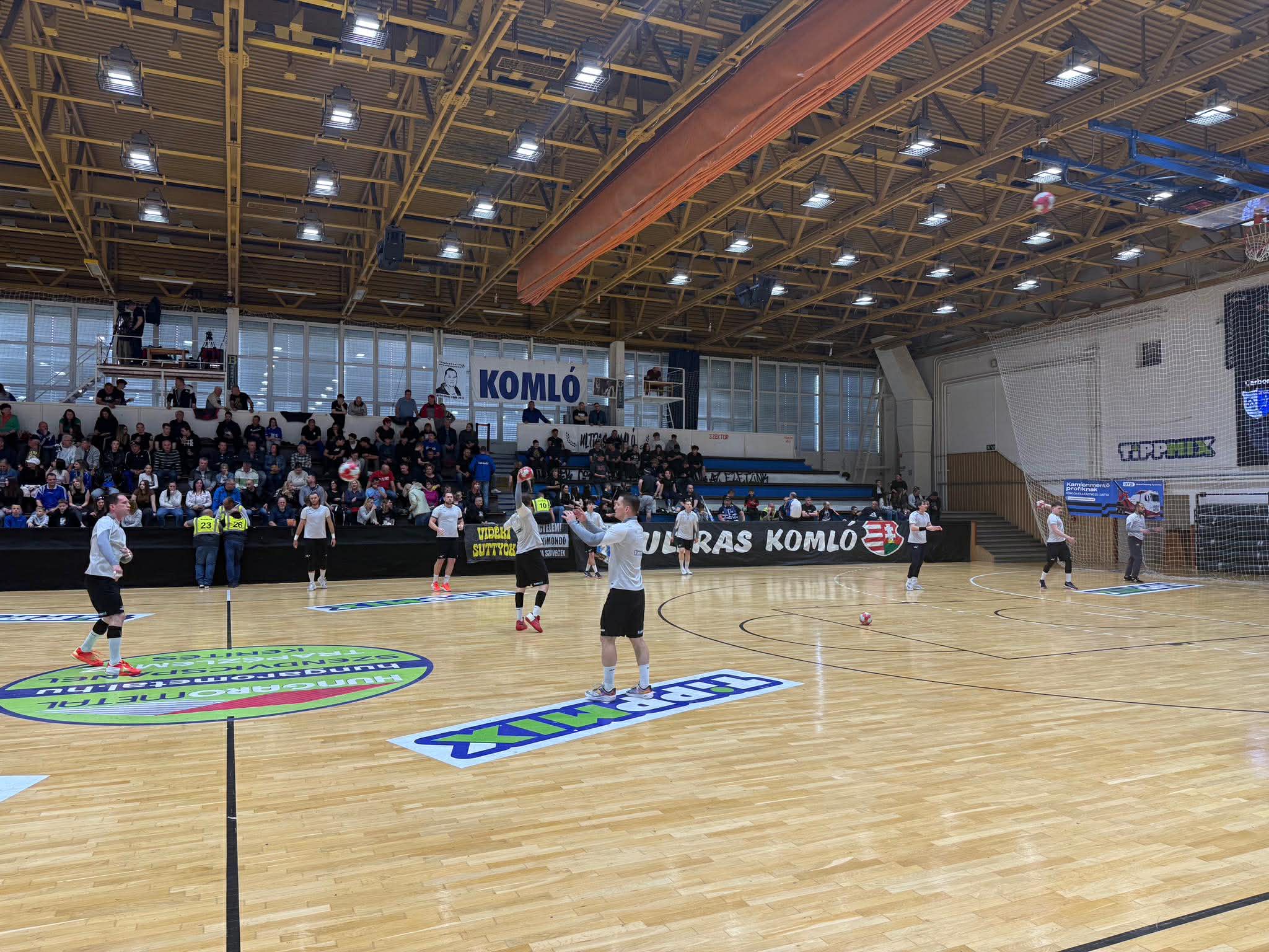 Nem sikerült a pontszerzés az alsóházi rangadón